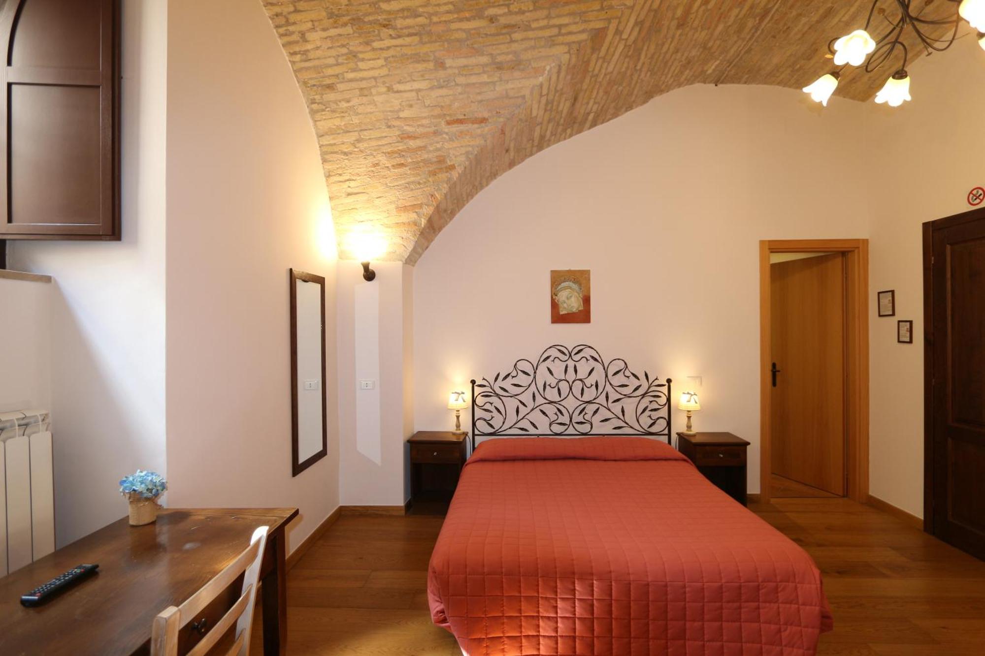 La Casina Colorata Hotel Assisi Exterior photo