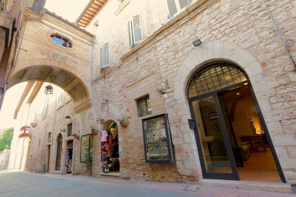 La Casina Colorata Hotel Assisi Exterior photo